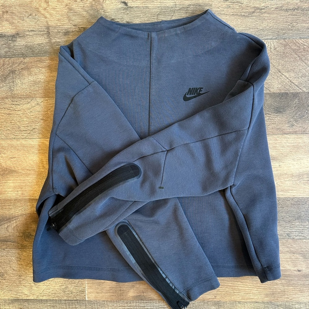 Nike Sportswear Tech Fleece Cropped Crewneck Pullover